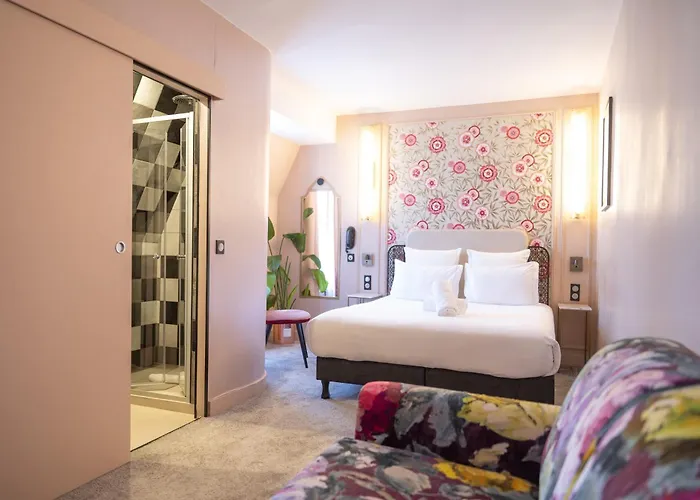 Elsa, Hotel Parigi